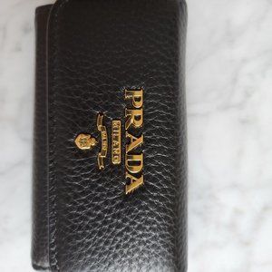 NEW Prada Vitello Leather Keychain Wallet